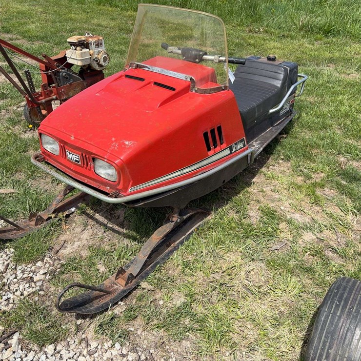 1972 MASSEY-FERGUSON 300