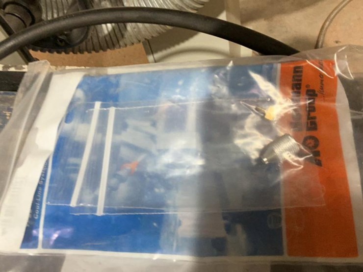 #185-•-2015-kentwood-hbr-300-horizontal-resaw-image-64