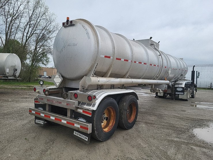 2012-brenner-8820-gallon-aluminum-tandem-axle-semi-tanker-trailer-image-5