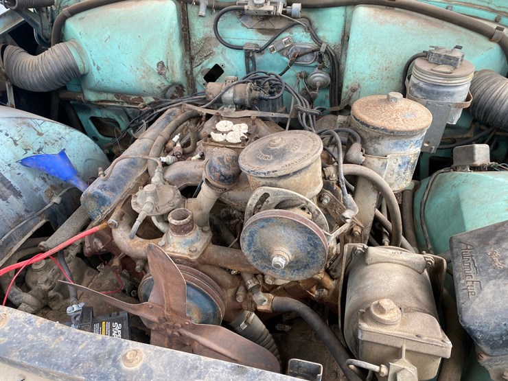 #109-•-1956-cadillac-de-ville-sedan-(title-in-delay)-(nitke-yard-mosinee,-wi)-image-38