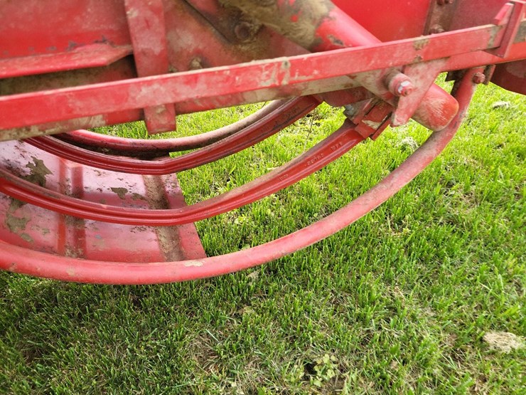 new-holland-273-image-20