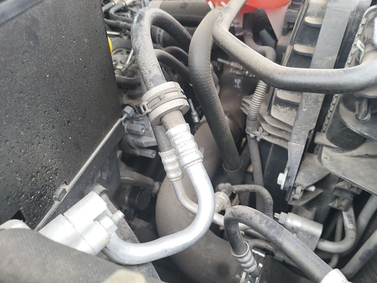 2014-dodge-1500-image-70