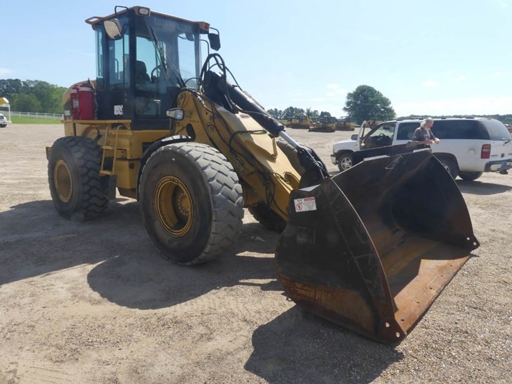 2006-caterpillar-930g-image-2