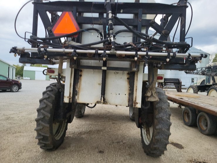 wilmar-765-sprayer-w/sprayer-trailer-image-34