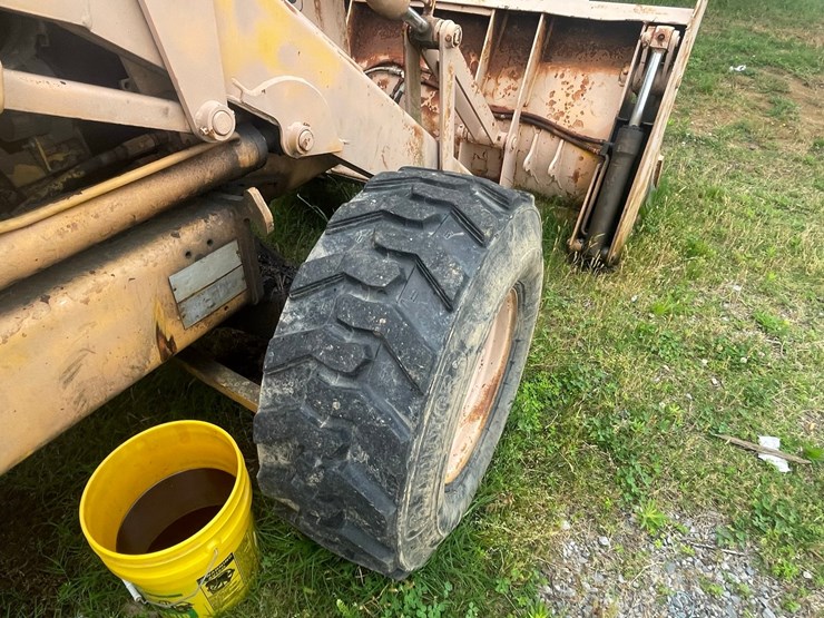 jcb-1550b-image-24