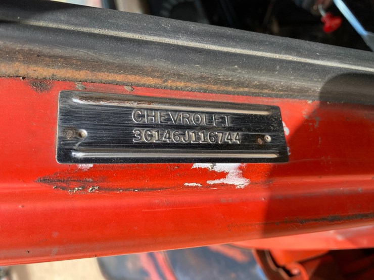 1963-chevrolet-suburban-image-53