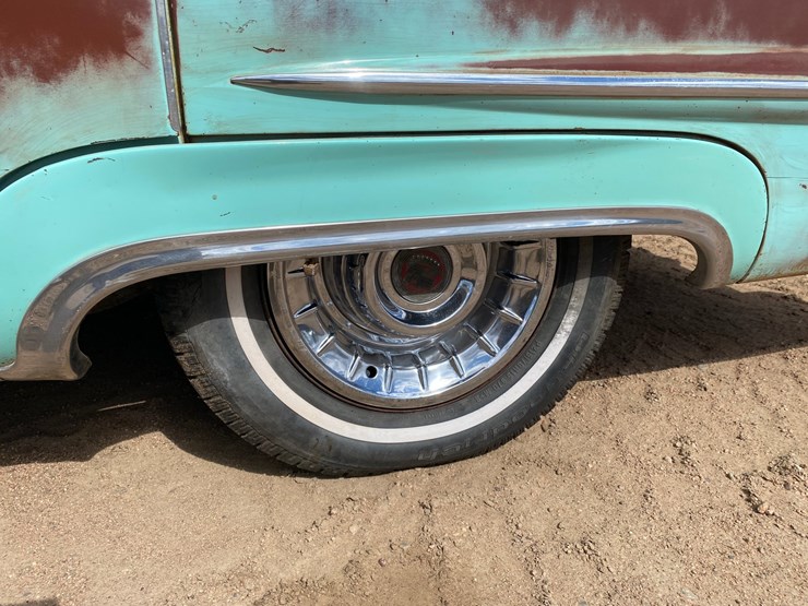 #109-•-1956-cadillac-de-ville-sedan-(title-in-delay)-(nitke-yard-mosinee,-wi)-image-23