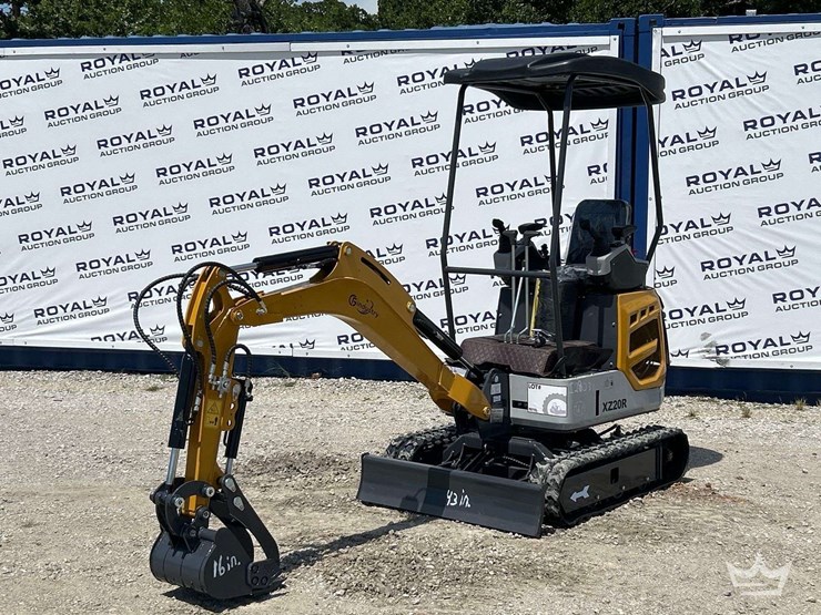 mini-excavator-image-1