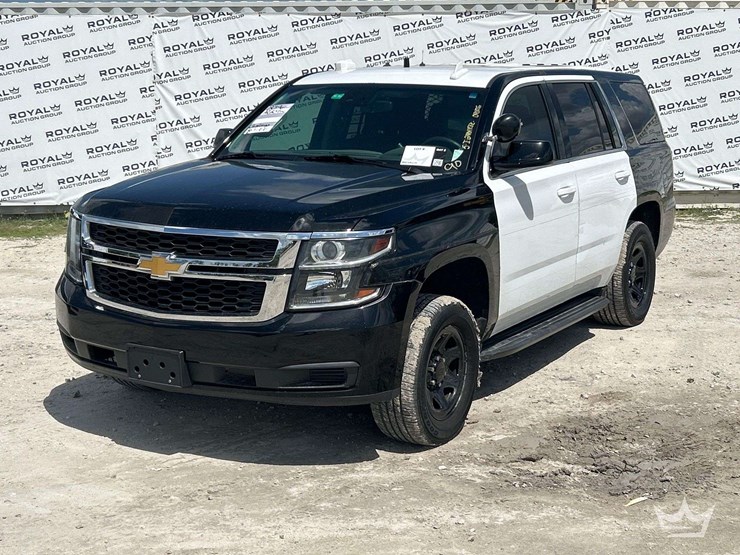 2019-chevrolet-tahoe-image-1