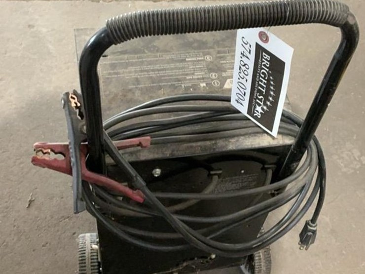 #105-•-schumacher-se-4020-battery-charger/-engine-starter-image-4