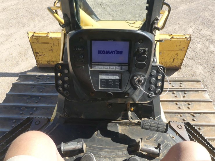 2013-komatsu-d39px-23-image-18