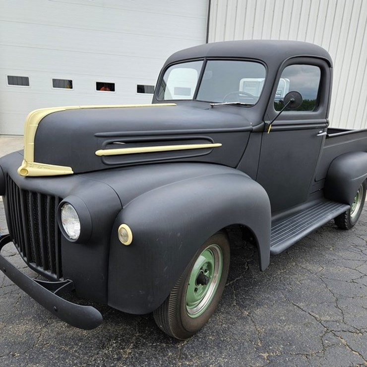 1942 FORD F1