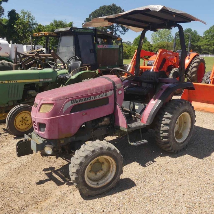 MAHINDRA 2310
