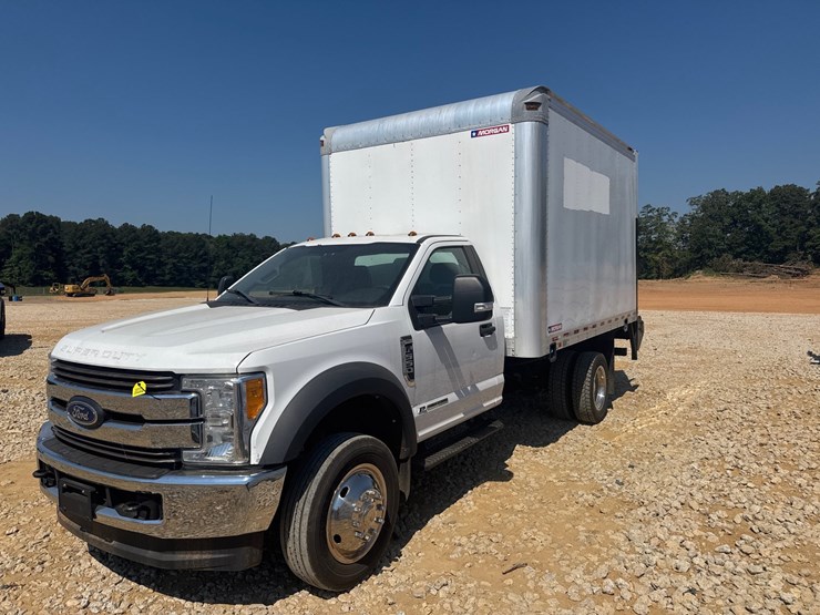 2017-ford-f550-image-4