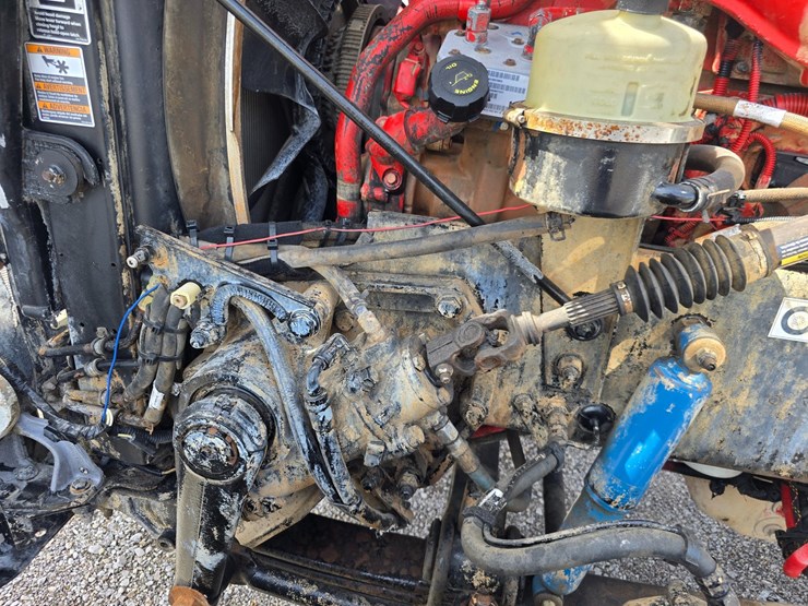 2014-peterbilt-365-image-51