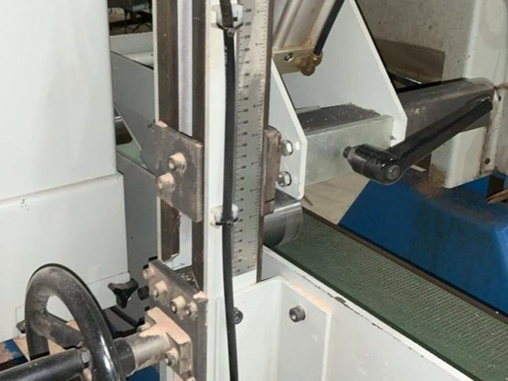 #185-•-2015-kentwood-hbr-300-horizontal-resaw-image-41