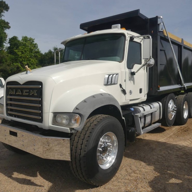 2020 MACK GRANITE 64FT