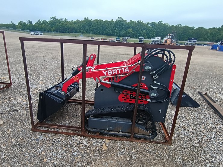 #24709-•-2025-agt-ysrt14-mini-skidsteer-image-3