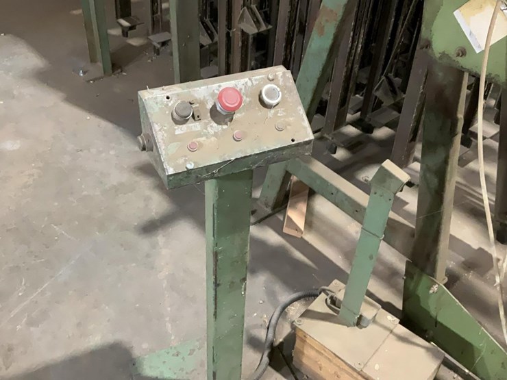 #150-•-taylor-automated-clamp-carrier-image-8
