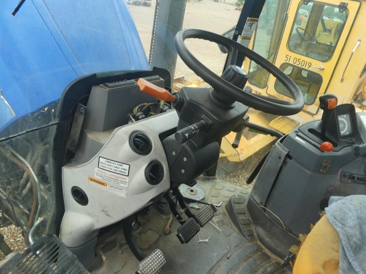 2007-new-holland-t6030-image-14