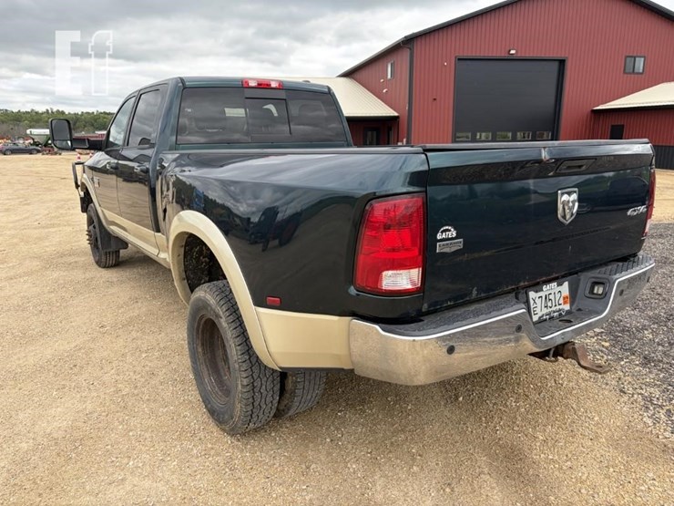 2011-dodge-ram-3500-image-2