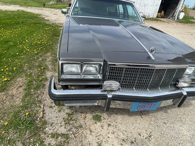 #140-•-1983-buick-park-avenue-(title-in-delay)-(kaukauna,-wi)-image-9