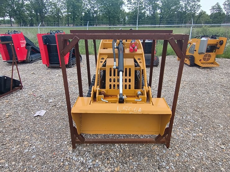 #24714-•-2025-ggma-gg50-mini-skid-steer-image-2