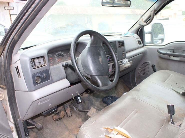 1999-ford-f350-image-13