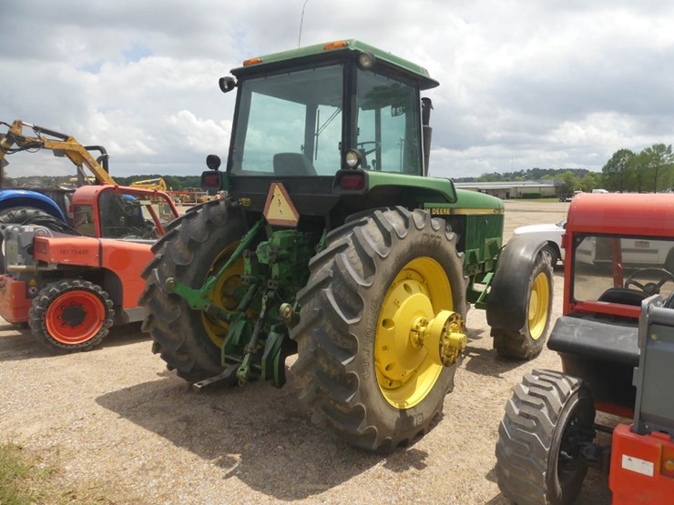 john-deere-4755-image-3