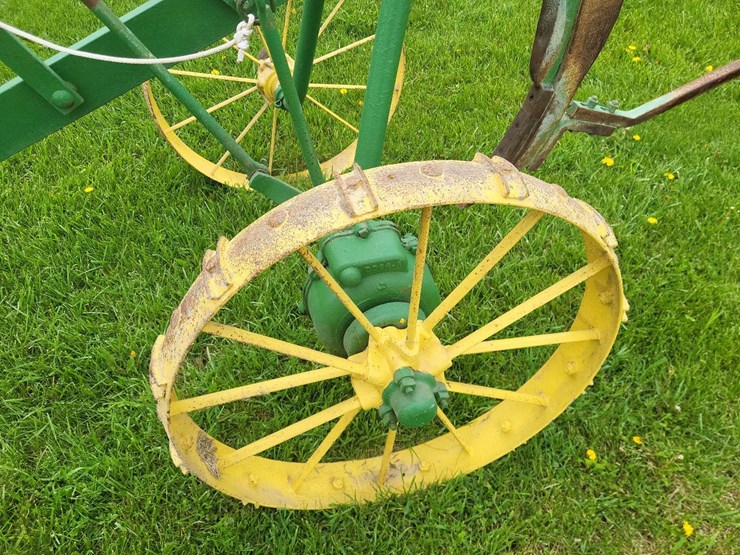 john-deere-1-shank-subsoiler---nice-image-10