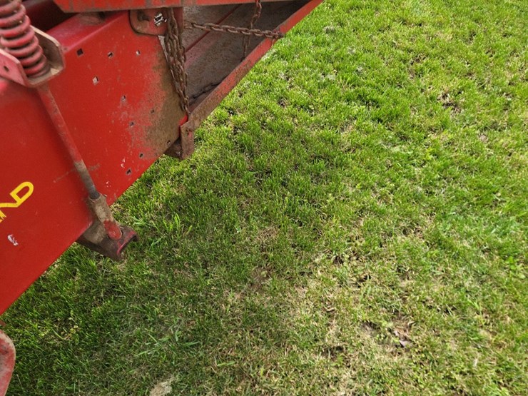 new-holland-273-image-21