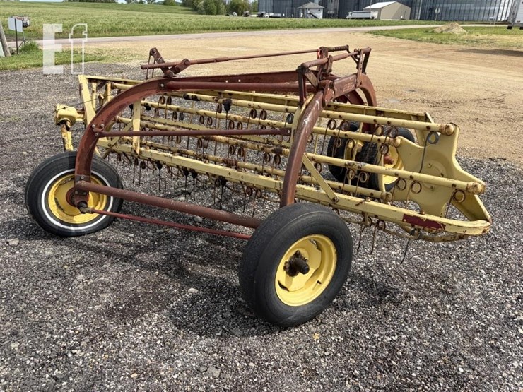 new-holland-256-image-3