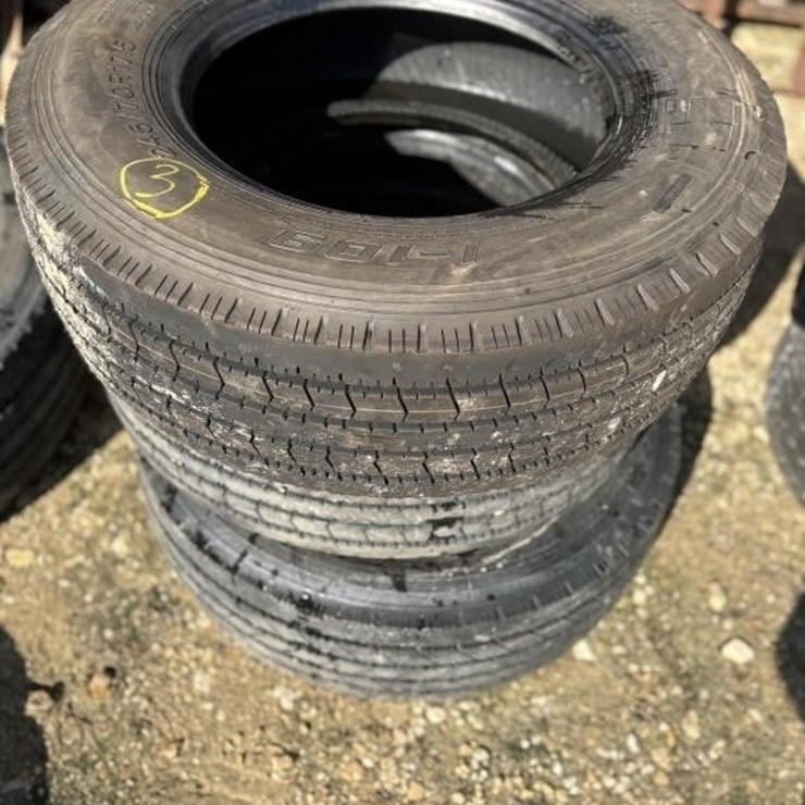 L3 - (3) 245/70R17.5 UNUSESD
