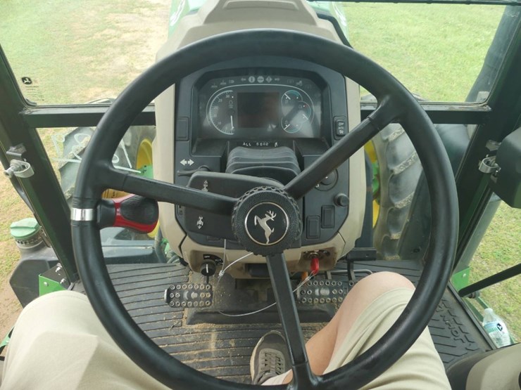 john-deere-6105e-image-13