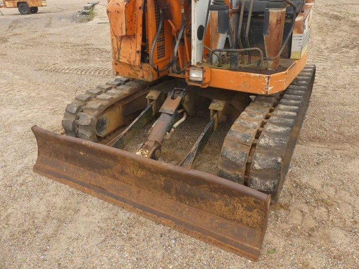 hitachi-ex50urg-image-7
