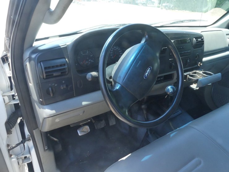 2006-ford-f350-image-10