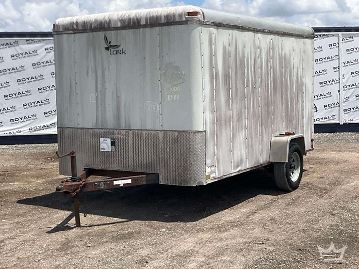 lark-12ft-s/a-enclosed-cargo-trailer.-image-1