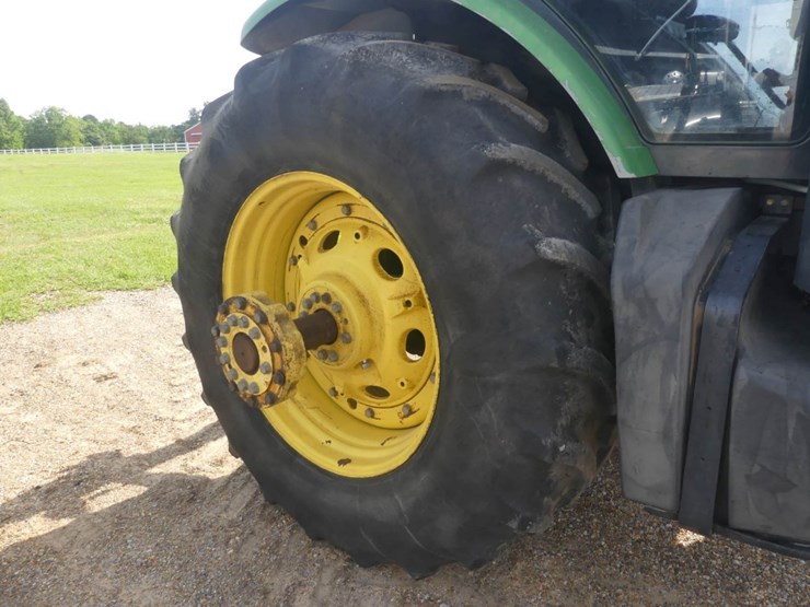 2011-john-deere-8285r-image-13