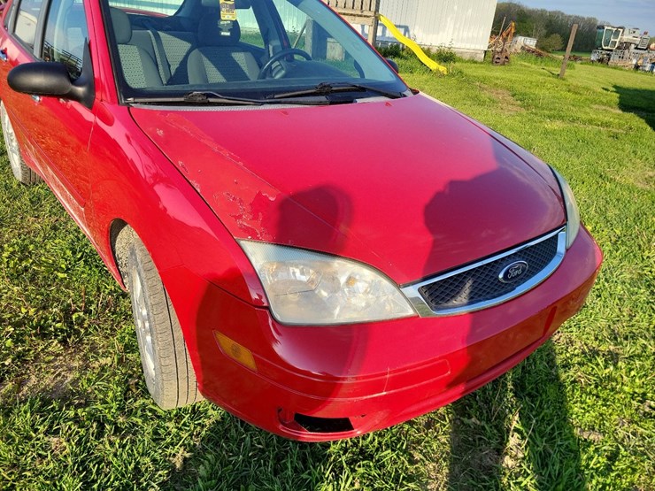 2007-ford-focus-sedan-image-30