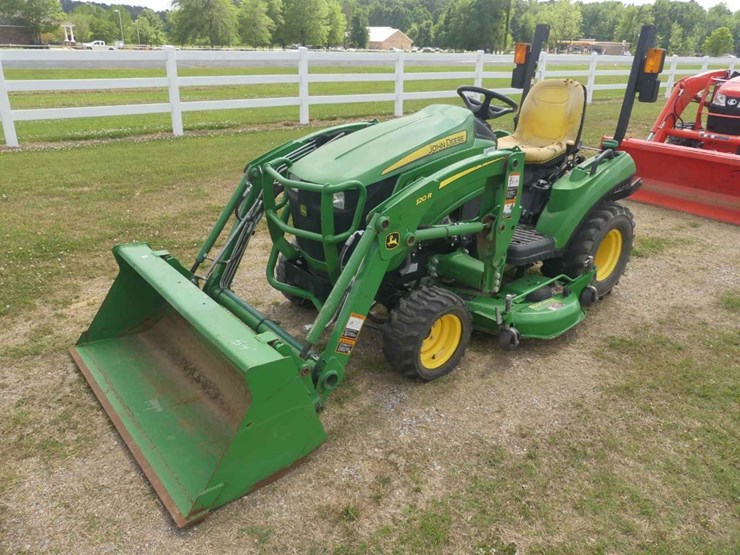 john-deere-1023e-image-1