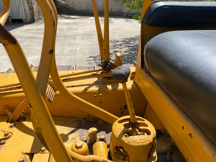 caterpillar-d4-image-27