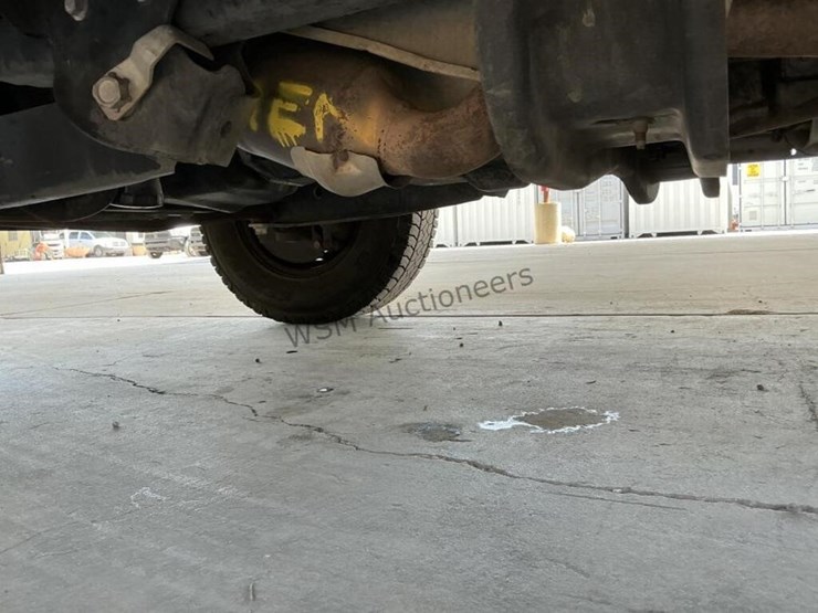 2012-ford-cargo-image-26