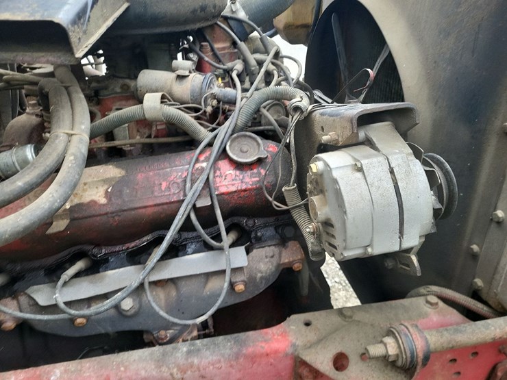 1982-international-1754-single-axle-grain-truck-image-69