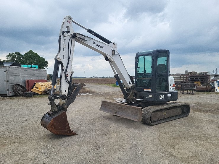 bobcat-e50-image-1