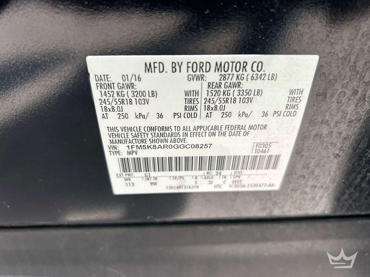 2016-ford-explorer-image-5