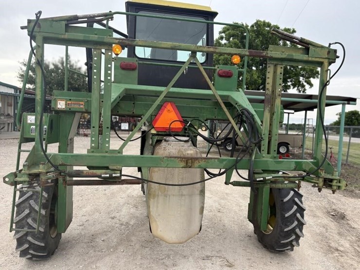 john-deere-6000-image-5