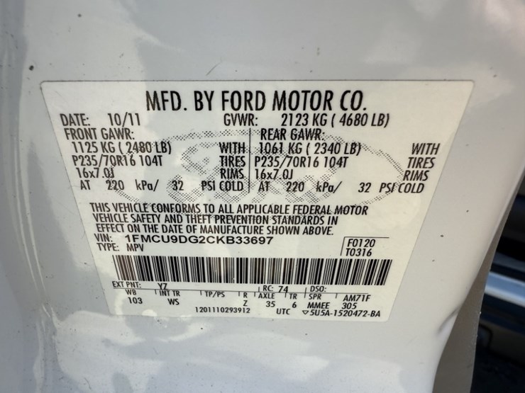 2012-ford-escape-image-10