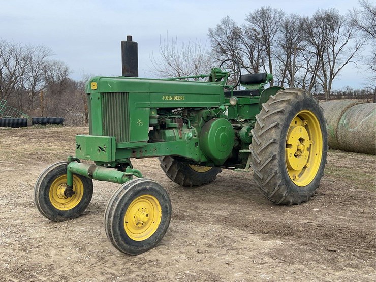 john-deere-70-image-1