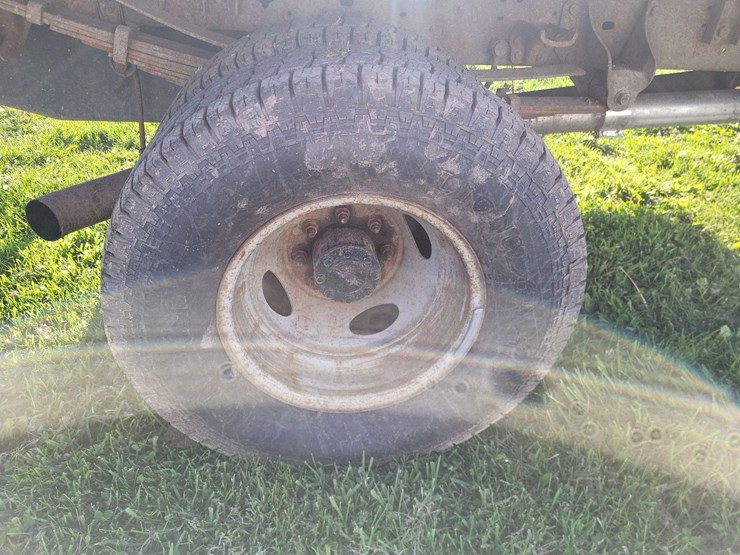 1999-ford-f350-image-27