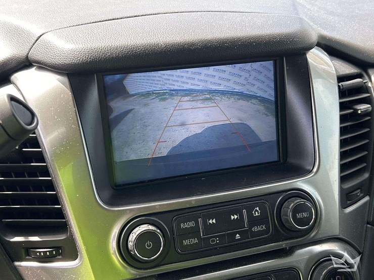 2019-chevrolet-tahoe-image-19
